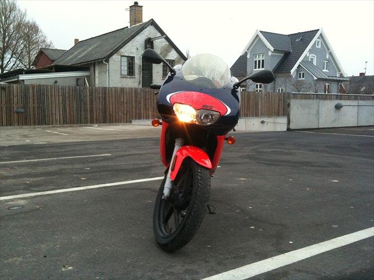 Aprilia RS 50 SOLGT... :D billede 4