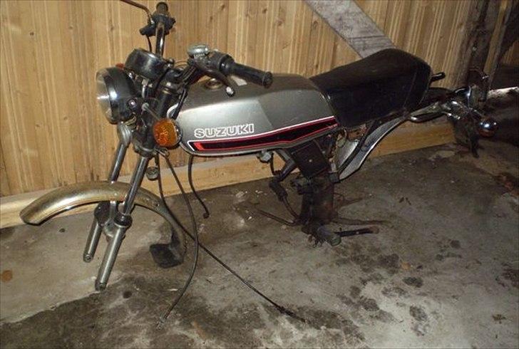 Suzuki DM50 SAMURAI - sådan så den ud da projektet gik i gang. billede 3