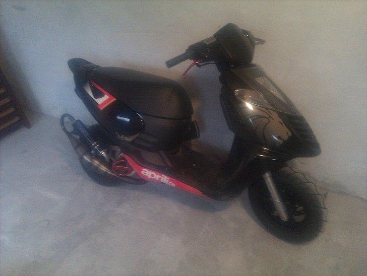 Aprilia OFFICIAL EVO 2 SONIC billede 11