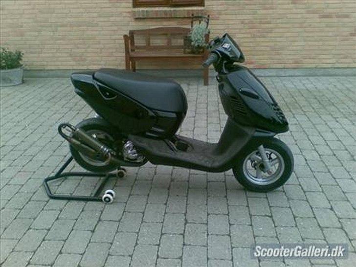 Aprilia sonic SOLGT billede 1