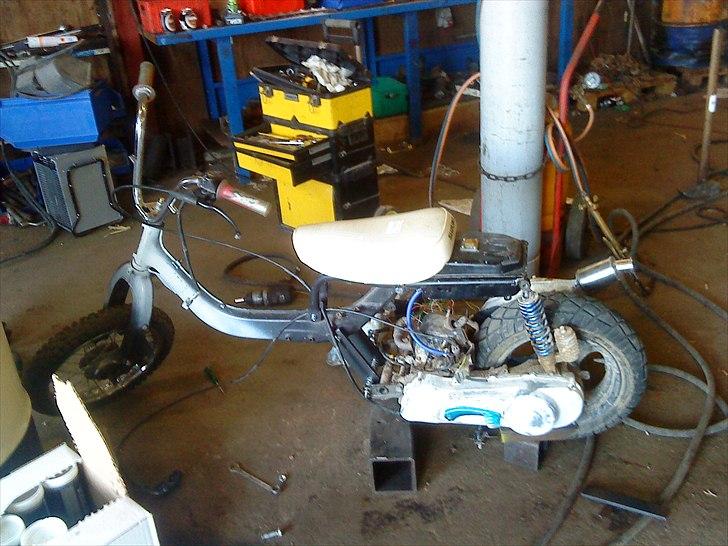 Peugeot speedfight 2 (solgt) billede 2