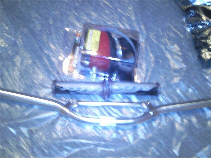 Yamaha Jog Fs LC Projekt - Solgt - Helt nyt styr, håndtag og luftfilter. billede 8