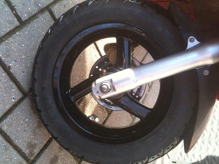 Aprilia sonic GP,SOLGT billede 4