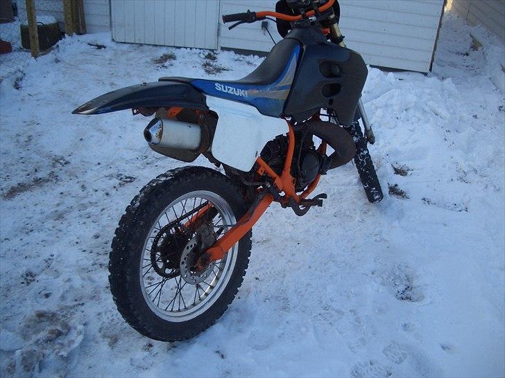 Suzuki rmx UNDER OMBYGNING billede 2