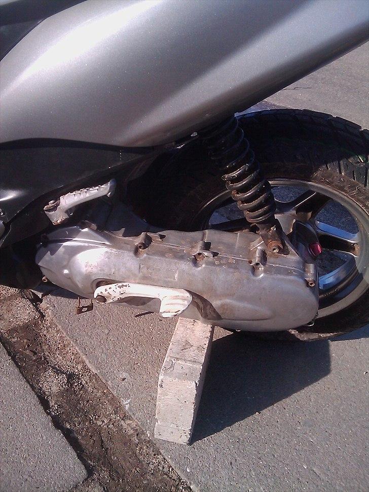 Yamaha Jog R byttet til Nrg billede 5