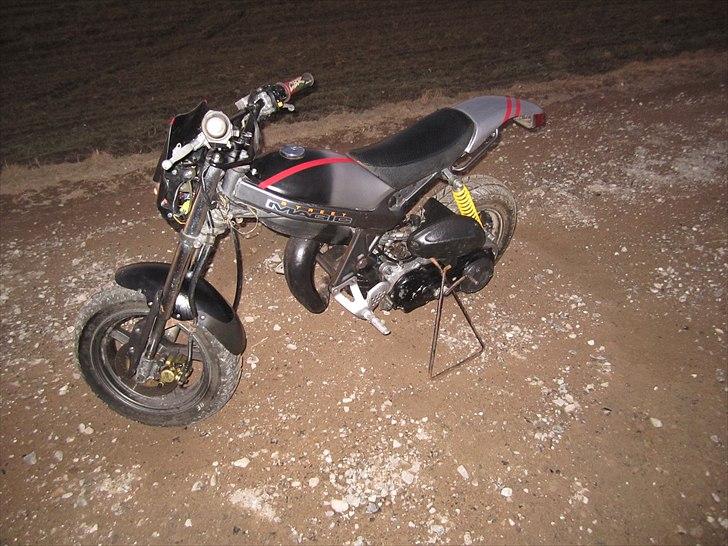 Suzuki street magic Tilsalg 5999 billede 1
