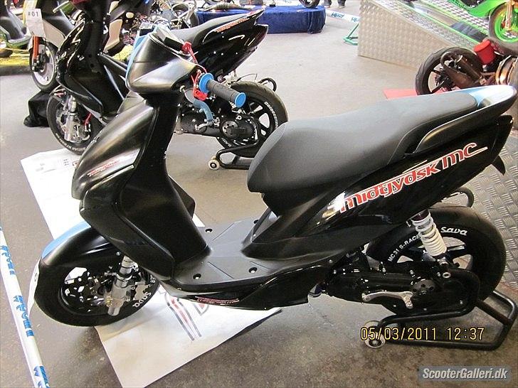 Yamaha Jog RR (solgt) billede 4