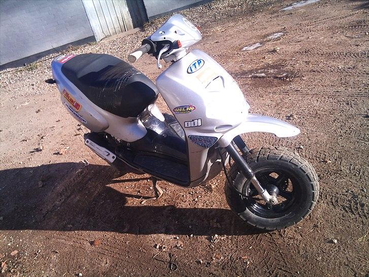Aprilia rally ac  billede 2