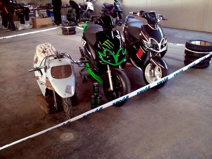 Yamaha Jog R LC  | | RRT | | #10 - Side om side. De er sku søde ;) billede 11