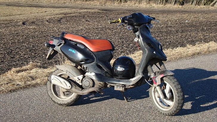 PGO pmx racemaskine billede 2