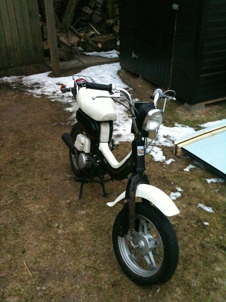 Suzuki FZ50 *SOLGT* billede 2