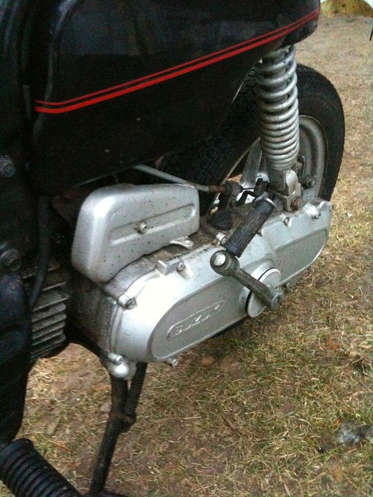 Suzuki FZ50 *SOLGT* billede 4