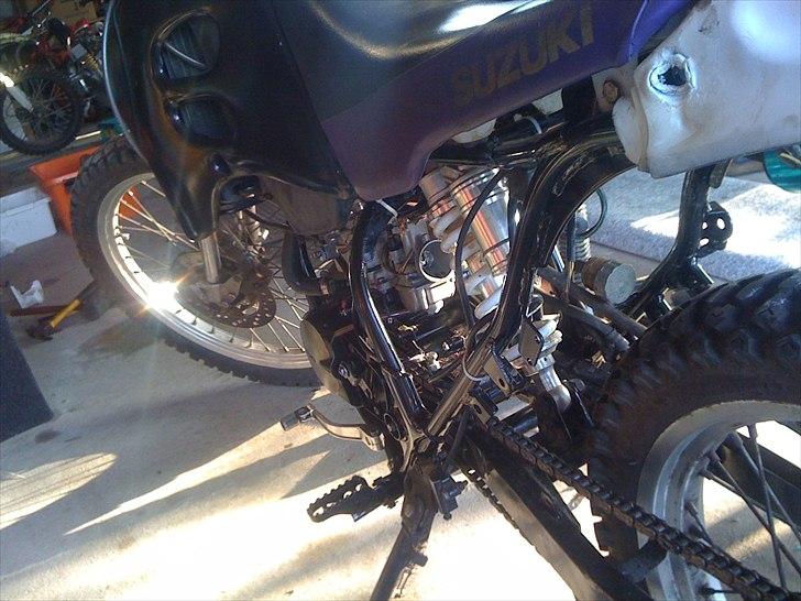 Suzuki Rmx  *SOLGT* - hun er satme ved at være lækker (; billede 2