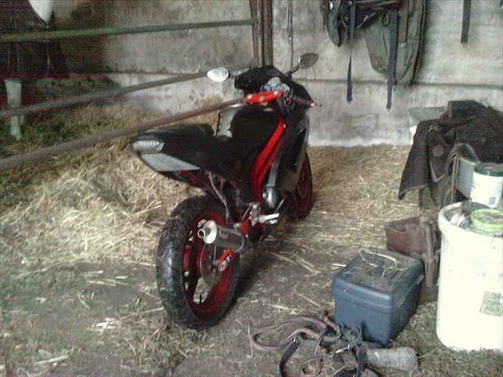 Rieju Rs2 SPECIAL EDITION ! - hjemme ved Rollo King :D billede 5