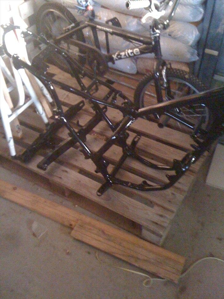 Suzuki Rmx  *SOLGT* - lige fået det hjem fra maler. billede 6