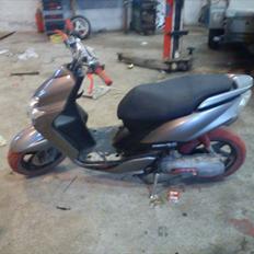 Yamaha jog r byttet med mhr rox