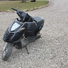 Aprilia sonic lc solgt