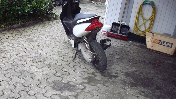 Yamaha Jog  - MOG BESKIDT :) billede 7