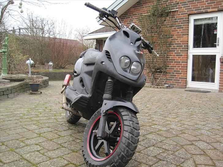 PGO Pmx naked 06' - Byttet billede 2