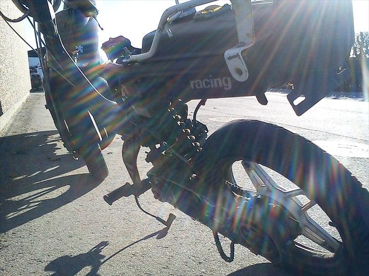 Suzuki FZ50 billede 4