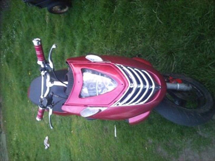 Aprilia sonic  Red Pearl (SOLGT) - før billede 1