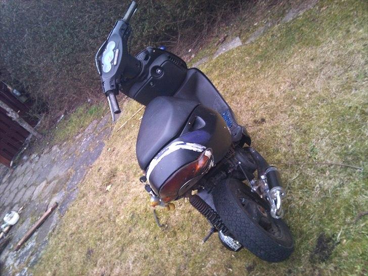 Aprilia sonic  Red Pearl (SOLGT) - før billede 4