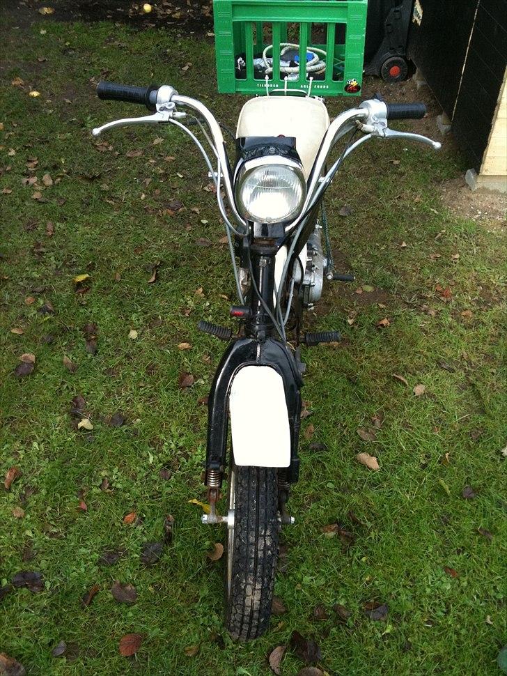 Suzuki FZ50 *SOLGT* billede 1