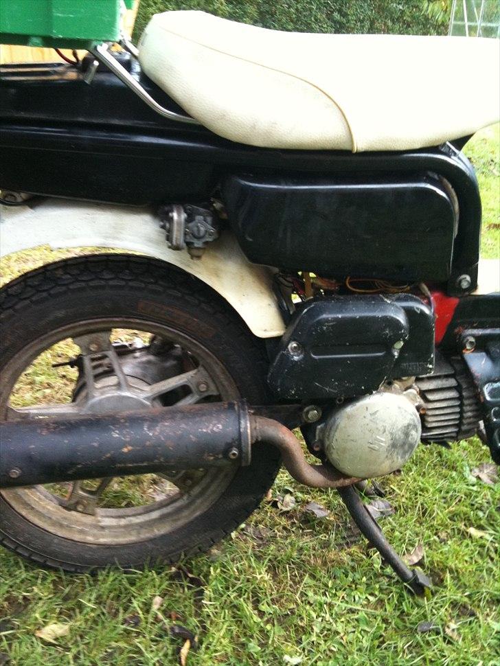 Suzuki FZ50 *SOLGT* billede 4