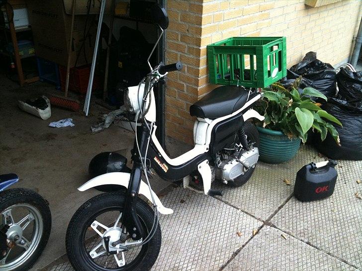 Suzuki FZ50 *SOLGT* billede 1