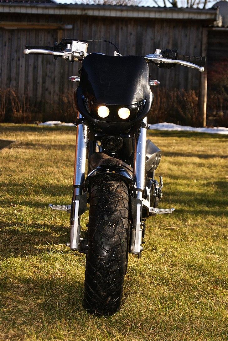 Suzuki Street magic - SOLGT billede 6