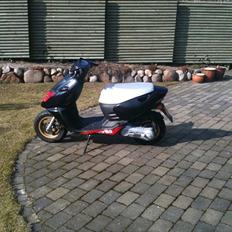 Aprilia Sonic Solgt.