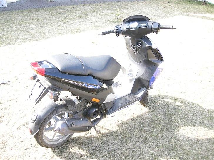Piaggio NRG Power DT  FEDE DORIT billede 5