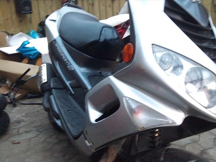 Peugeot SpeedFight 2 Projekt billede 2