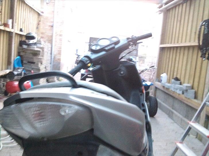 Peugeot SpeedFight 2 Projekt billede 3