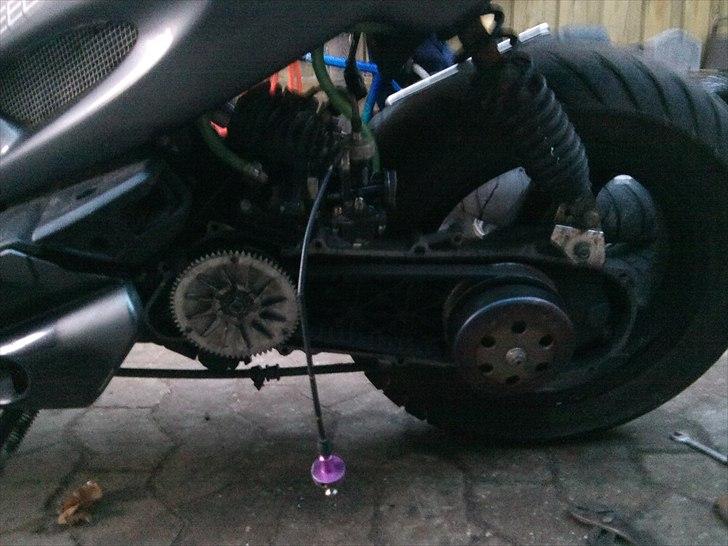 Peugeot SpeedFight 2 Projekt billede 4