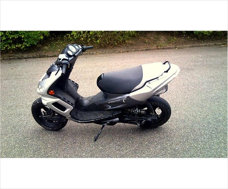 Peugeot SpeedFight 2 Projekt billede 8