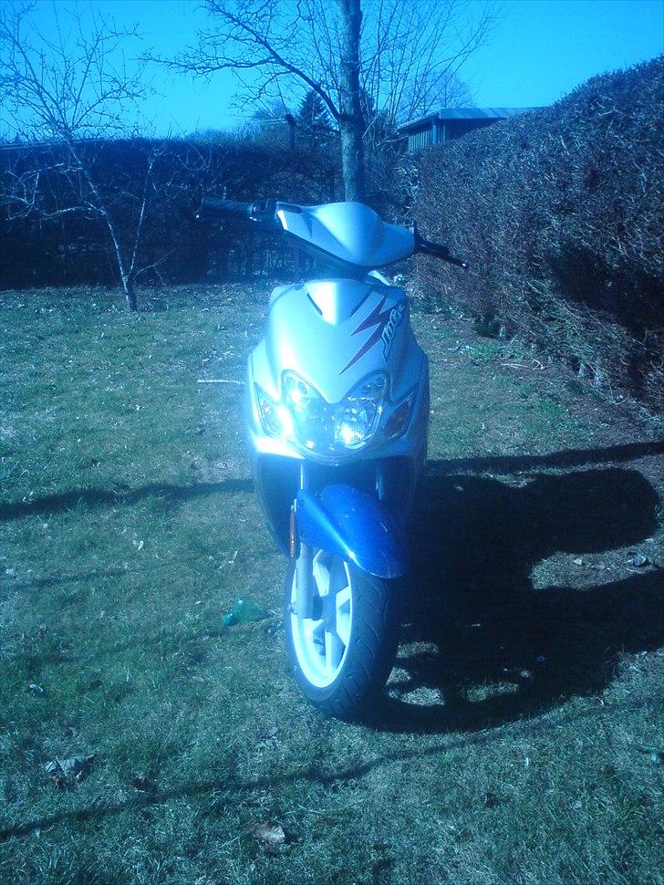 Yamaha Jog r taget af politiet billede 1