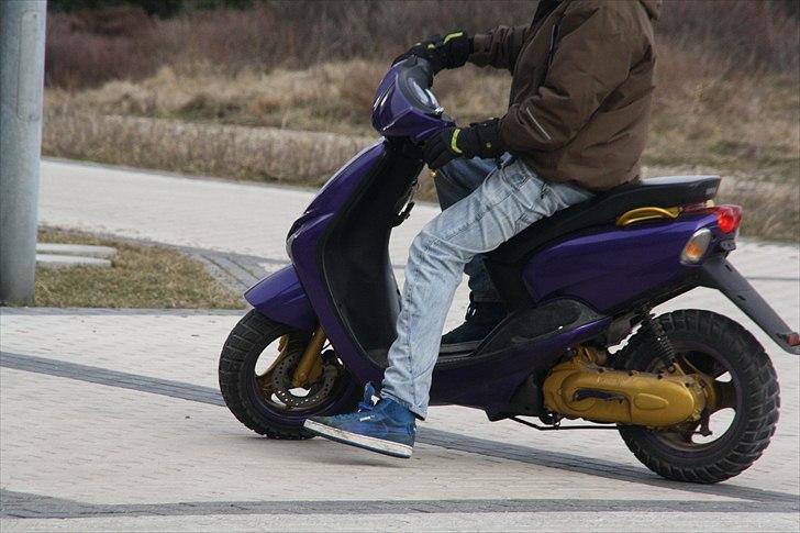 Yamaha Neos billede 8