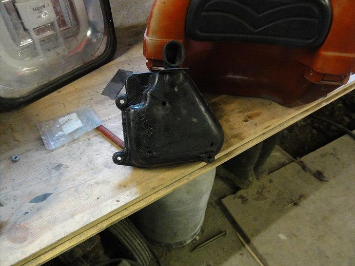 Kreidler Easy rider [Bytte] - Luft-filter, ville bare lige vise jeg har det, da det ikke fremgår på billede af motoren. billede 10