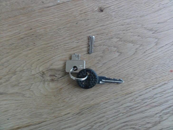 Kreidler Easy rider [Bytte] - Nøglen knækkede, ved ikke om nøgle smeden, kan lave sådan noget :) billede 12