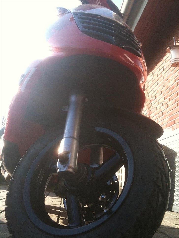 Aprilia sonic GP,SOLGT billede 6