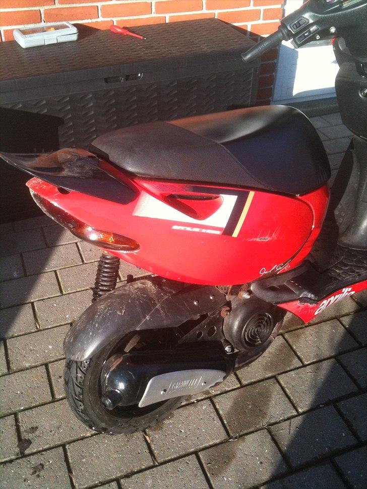 Aprilia sonic GP,SOLGT billede 9