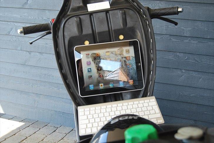 Yamaha JOG R IPAD I SÆDET SOLGT billede 8