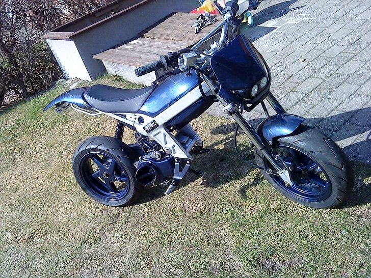 Suzuki street magic solgt billede 2
