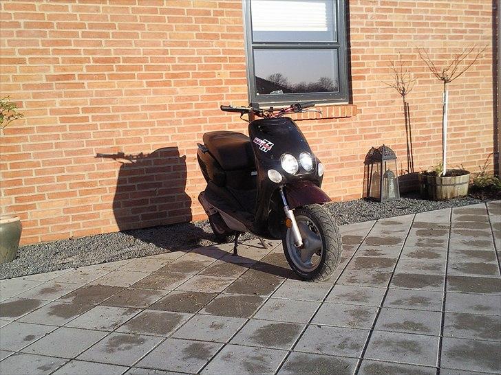 Yamaha neos billede 1