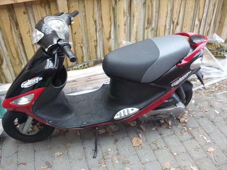 PGO Galaxy billede 1