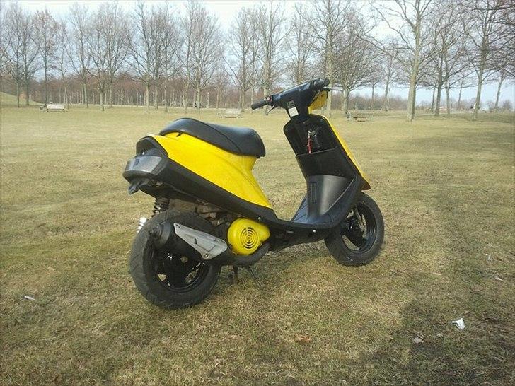 Yamaha Jog *Yellow version* SOLGT billede 1