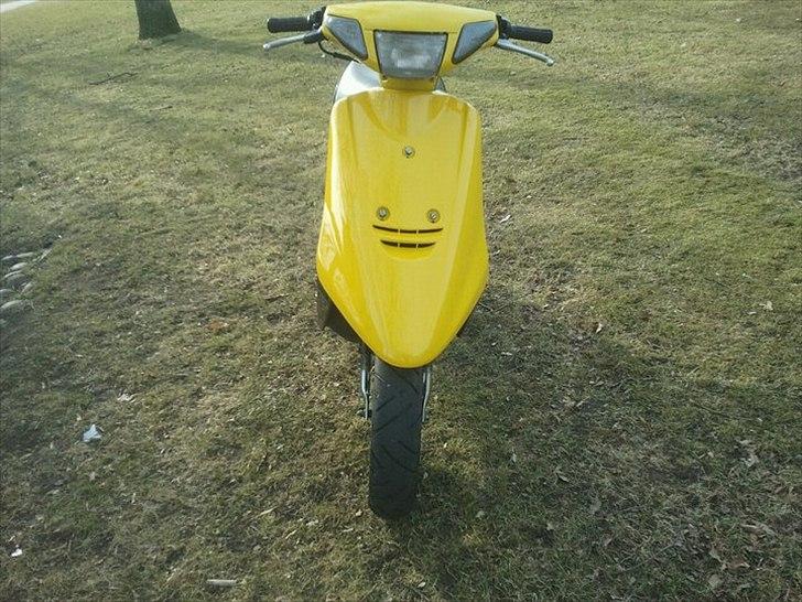 Yamaha Jog *Yellow version* SOLGT billede 3