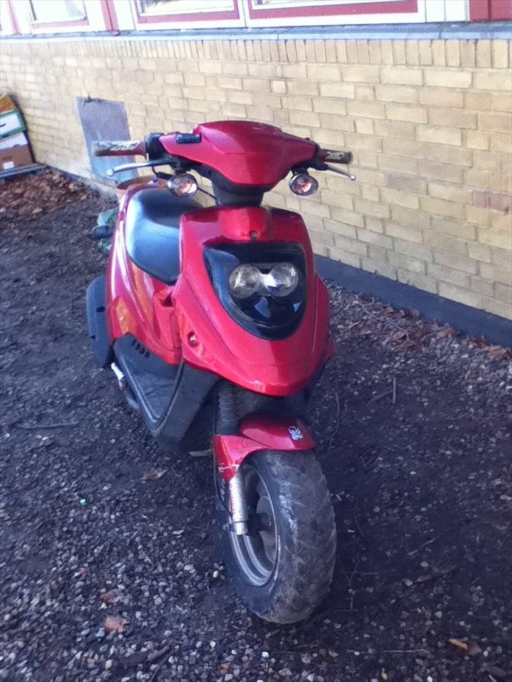 PGO hot50 væk billede 3