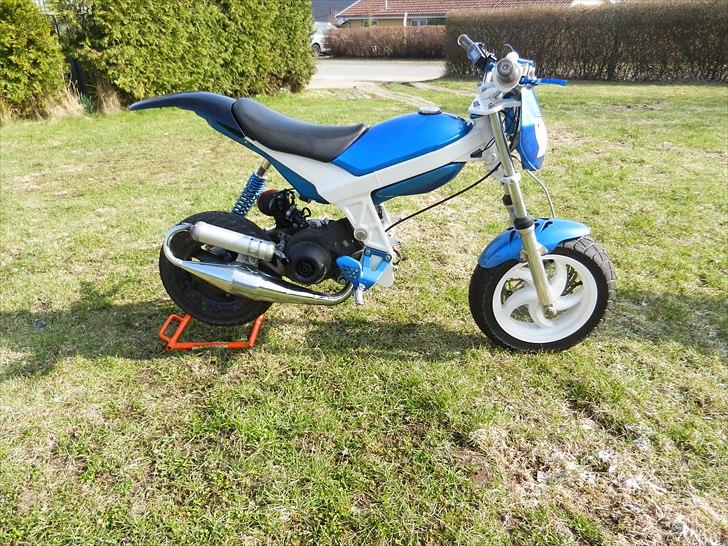 Suzuki Street Magic (Hiper2) billede 1